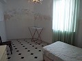 Groot herenhuis met 2 aparte appartementen en garage in Alicante Dream Homes API 1122