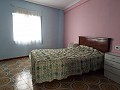 Groot herenhuis met 2 aparte appartementen en garage in Alicante Dream Homes API 1122
