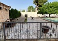 Enorme villa de 5 dormitorios y 3 baños con establos in Alicante Dream Homes API 1122