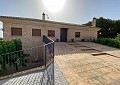 Enorme villa de 5 dormitorios y 3 baños con establos in Alicante Dream Homes API 1122