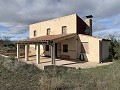 Villa de 3 chambres avec 11 acres de terrain in Alicante Dream Homes API 1122