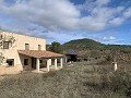 Villa de 3 chambres avec 11 acres de terrain in Alicante Dream Homes API 1122
