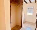 Villa mit 3 Schlafzimmern, 2 Bädern, Pool und Garage in Alicante Dream Homes API 1122