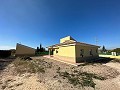 Prachtige villa met 3 slaapkamers en 2 badkamers in Fortuna in Alicante Dream Homes API 1122