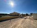 Prachtige villa met 3 slaapkamers en 2 badkamers in Fortuna in Alicante Dream Homes API 1122