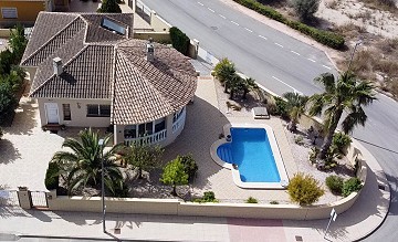 Prachtige villa met 5 slaapkamers, 2 badkamers en zwembad in La Romana