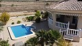 Prachtige villa met 5 slaapkamers, 2 badkamers en zwembad in La Romana in Alicante Dream Homes API 1122