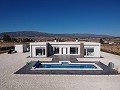 Villa moderne de nouvelle construction à Pinoso avec piscine et terrain inclus in Alicante Dream Homes API 1122