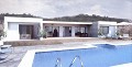 Villa moderne de nouvelle construction à Pinoso avec piscine et terrain inclus in Alicante Dream Homes API 1122
