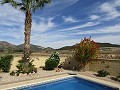 Makellose Villa mit 4/5 Schlafzimmern und privatem Pool in La Romana in Alicante Dream Homes API 1122