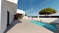Villas de 3 dormitorios con piscina privada y 1 mes de finalización in Alicante Dream Homes API 1122