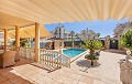 Mooie ruime villa 100 meter van de zee 5 slaapkamers- 4 badkamers in Alicante Dream Homes API 1122