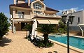 Mooie ruime villa 100 meter van de zee 5 slaapkamers- 4 badkamers in Alicante Dream Homes API 1122