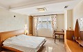 Mooie ruime villa 100 meter van de zee 5 slaapkamers- 4 badkamers in Alicante Dream Homes API 1122