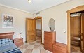Mooie ruime villa 100 meter van de zee 5 slaapkamers- 4 badkamers in Alicante Dream Homes API 1122