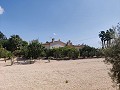 Twee eigendommen op één perceel in Crevillente in Alicante Dream Homes API 1122