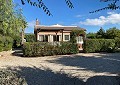 Mooie en ruime villa met 2 slaapkamers in Salinas met privézwembad in Alicante Dream Homes API 1122