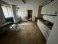 Große Reform-Yecla, sechs Schlafzimmer, zwei Badezimmer in Alicante Dream Homes API 1122
