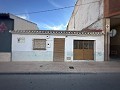 Stadthaus in Pinoso in Alicante Dream Homes API 1122