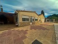 Belle villa entre Sax et Elda avec piscine et maison d'hôtes in Alicante Dream Homes API 1122