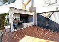 Villa de 3 chambres et 1 salle de bain très bien située avec piscine et maison d'hôtes de 2 étages à Sax in Alicante Dream Homes API 1122