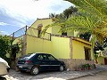 Villa mit 3 Schlafzimmern und 2 Bädern. Gehen Sie in die Stadt Novelda in Alicante Dream Homes API 1122