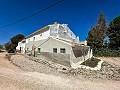 Maison de campagne spacieuse de 8 pièces à rénover à Yecla in Alicante Dream Homes API 1122