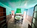 Maison de campagne spacieuse de 8 pièces à rénover à Yecla in Alicante Dream Homes API 1122