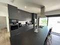 Hermosa nueva construcción que incluye una piscina in Alicante Dream Homes API 1122
