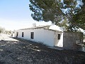 Landhuis in Yecla met een prachtig uitzicht in Alicante Dream Homes API 1122