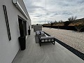 Moderne Villa mit 5 Schlafzimmern und 3 Badezimmern in Macisvenda in Alicante Dream Homes API 1122