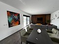 Moderne Villa mit 5 Schlafzimmern und 3 Badezimmern in Macisvenda in Alicante Dream Homes API 1122