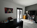 Moderne Villa mit 5 Schlafzimmern und 3 Badezimmern in Macisvenda in Alicante Dream Homes API 1122