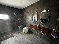 Moderne Villa mit 5 Schlafzimmern und 3 Badezimmern in Macisvenda in Alicante Dream Homes API 1122