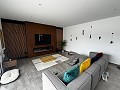 Moderne Villa mit 5 Schlafzimmern und 3 Badezimmern in Macisvenda in Alicante Dream Homes API 1122