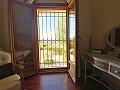 Landhaus mit 4 Schlafzimmern, 4 Minuten außerhalb von Pinoso in Alicante Dream Homes API 1122