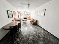 Immense maison à la campagne avec parcelles à Pinoso in Alicante Dream Homes API 1122
