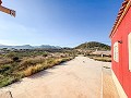 Charmante Villa de 4 Chambres avec de Superbes Vues Panoramiques in Alicante Dream Homes API 1122